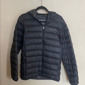 Eddie Bauer Men’s Black Quilted Packable Hooded Puffer Jacket